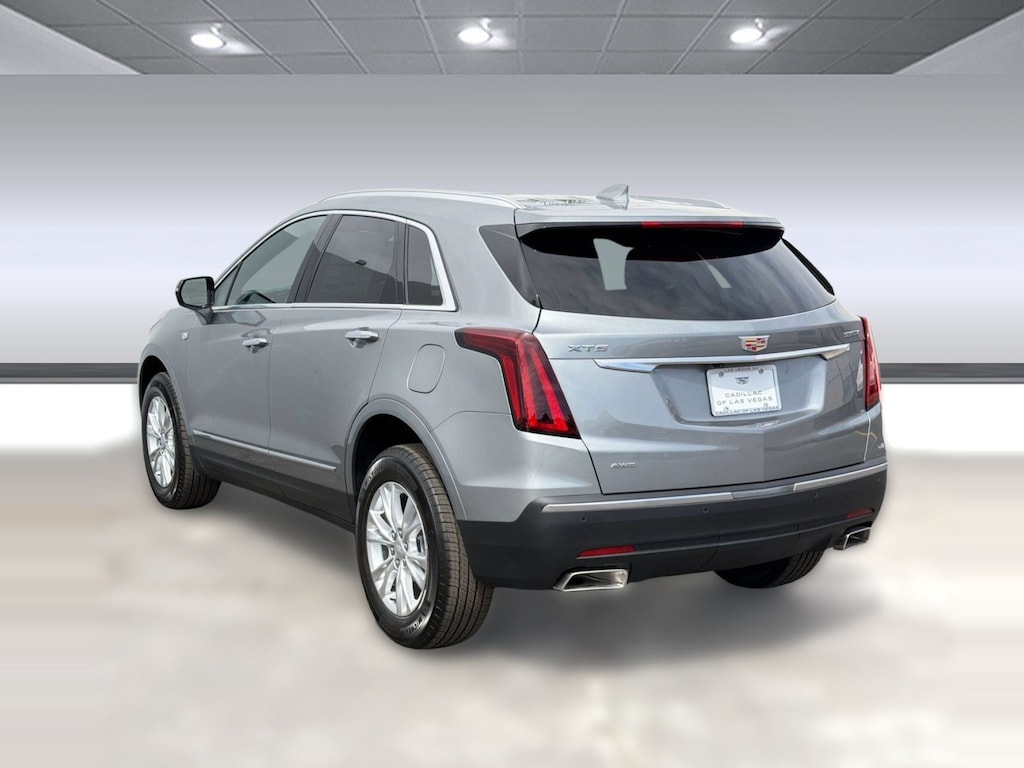 New 2026 CADILLAC XT5 Luxury SUV