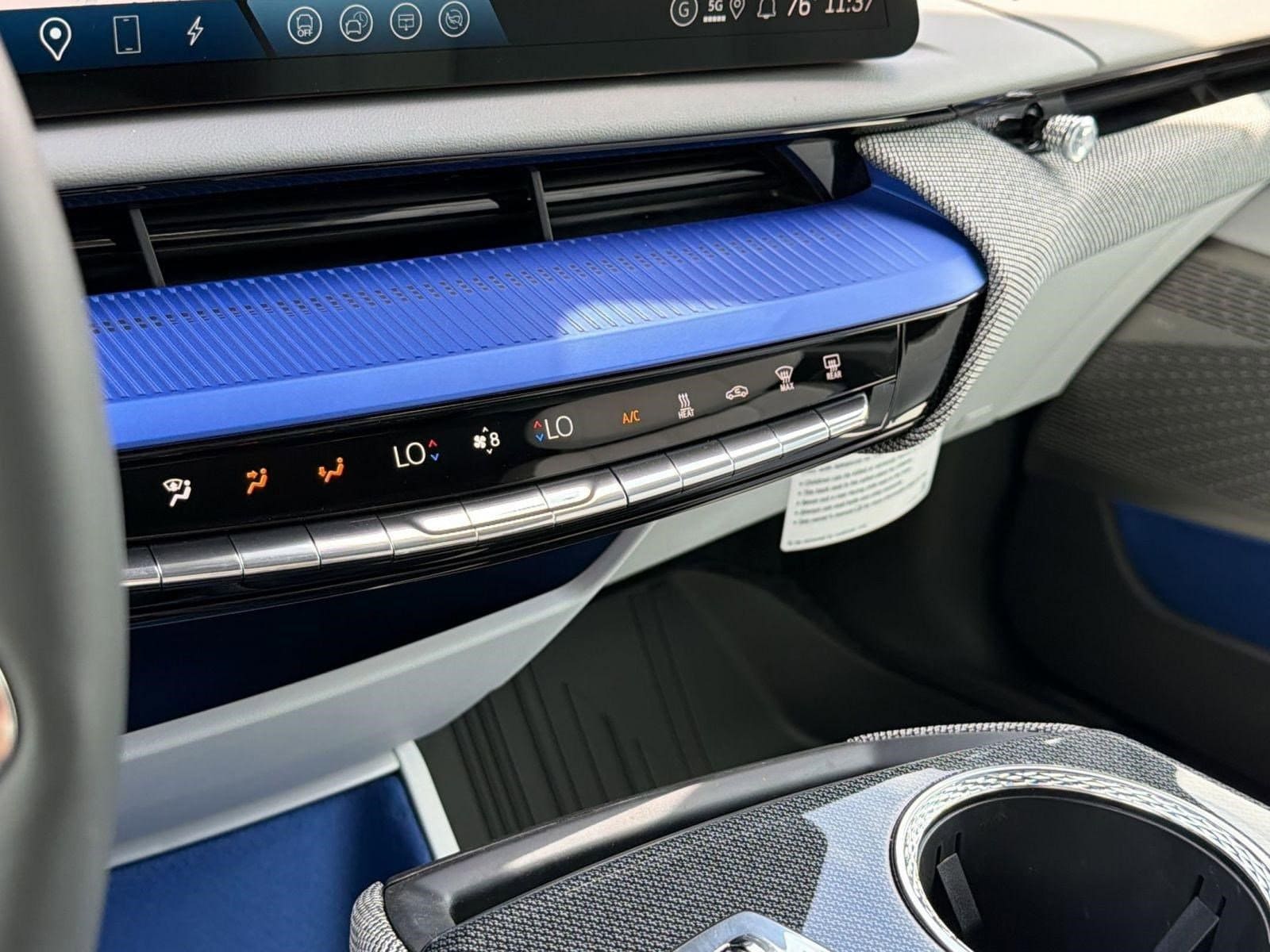 2026 Cadillac OPTIQ Sport - Photo 25