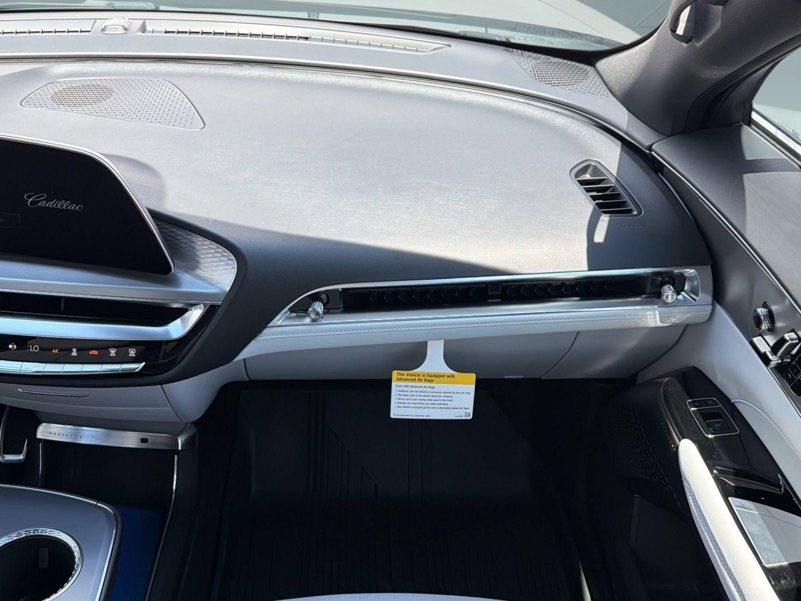 2027 Cadillac LYRIQ Sport - Photo 26