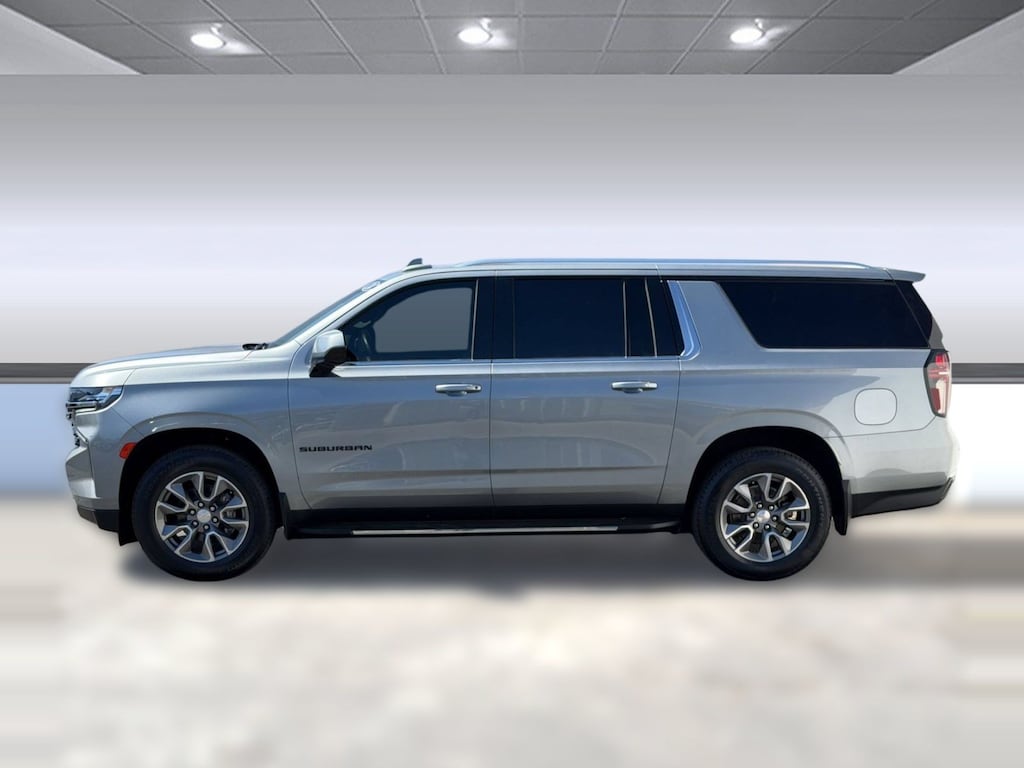 Used 2024 Chevrolet Suburban LT SUV