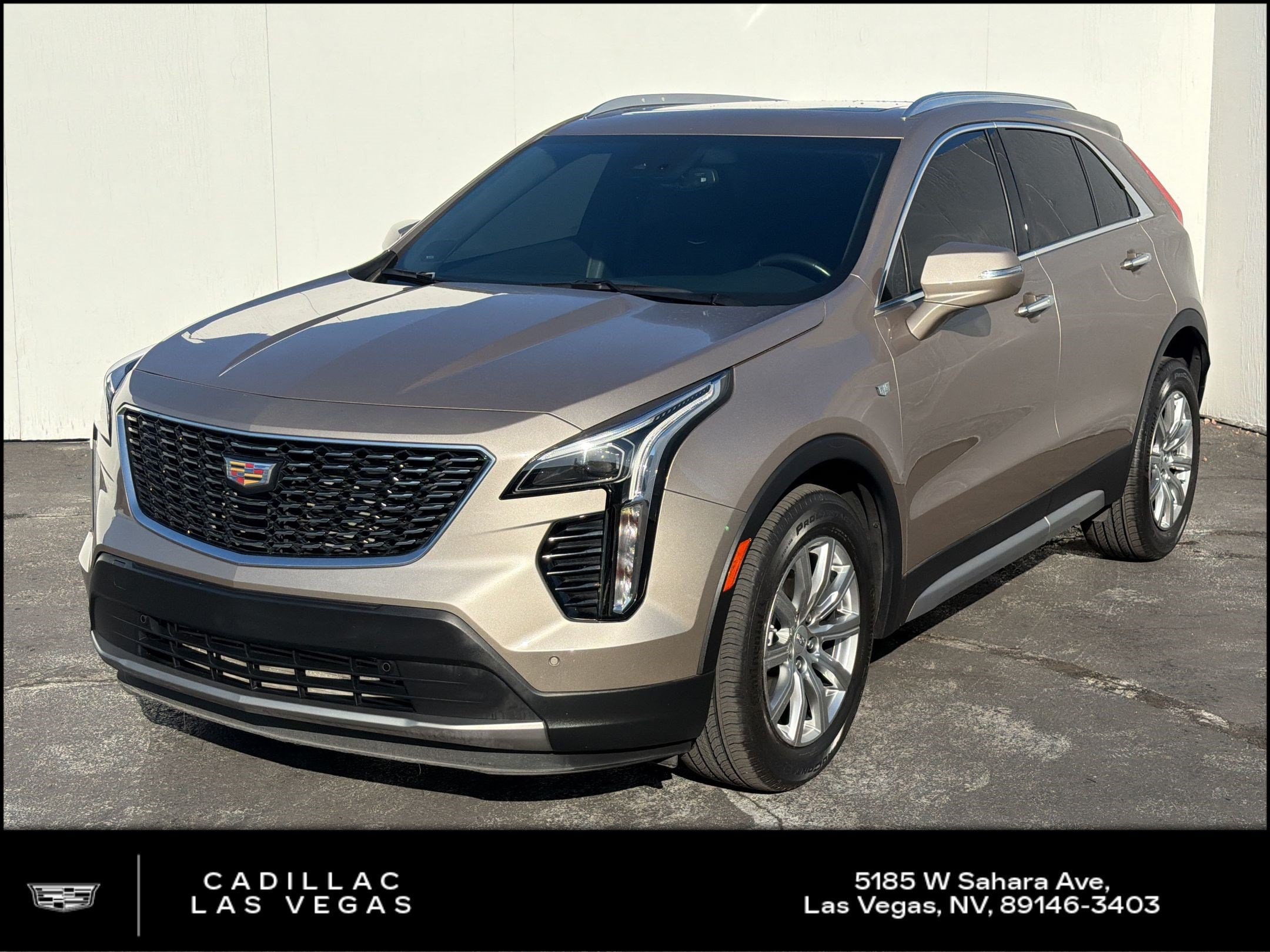 XT4 FWD Premium Luxury SUV