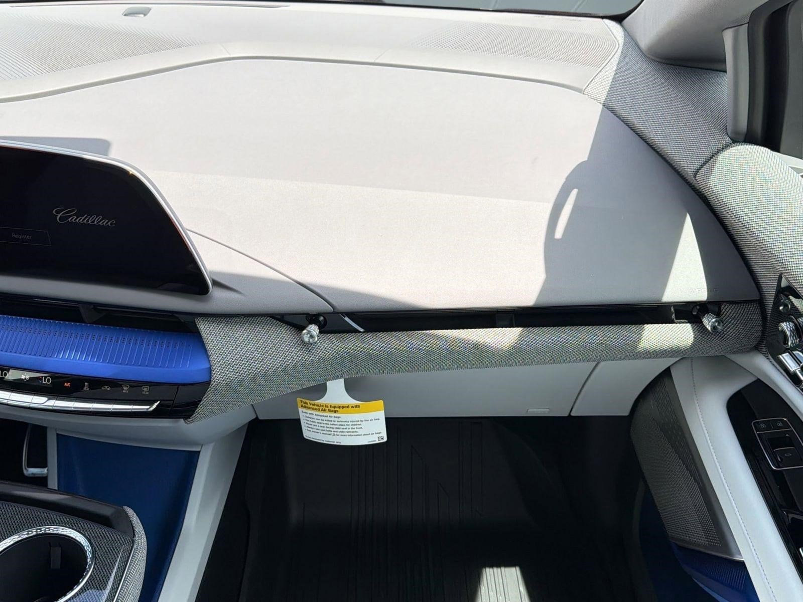 2026 Cadillac OPTIQ Sport - Photo 27