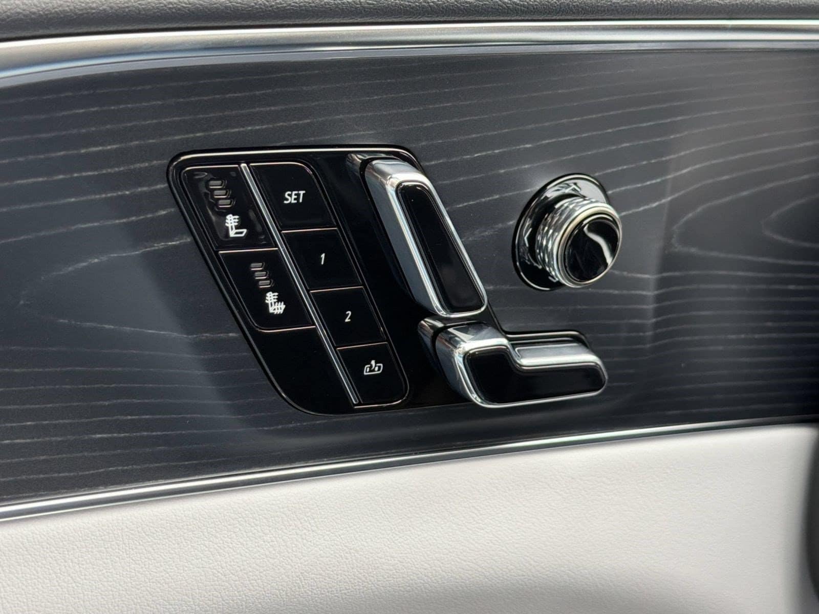2026 Cadillac LYRIQ Sport - Photo 16