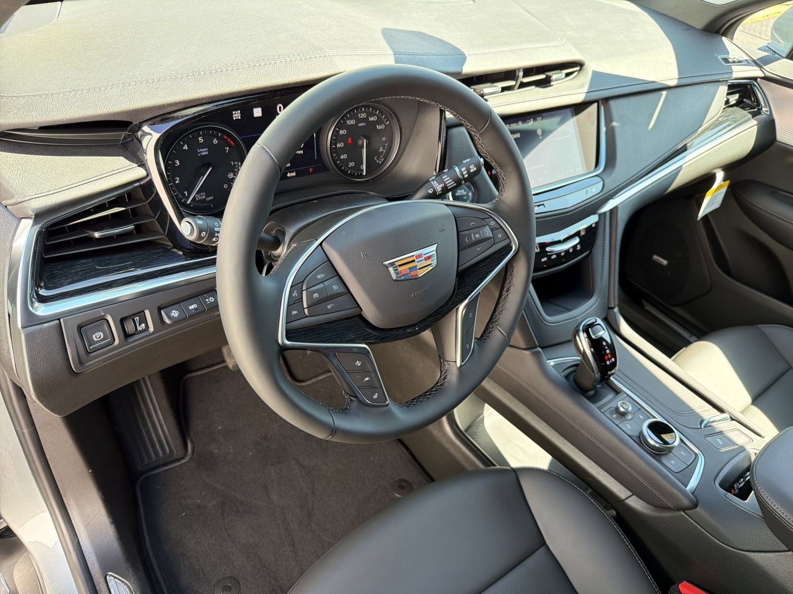 New 2026 CADILLAC XT5 Premium Luxury SUV