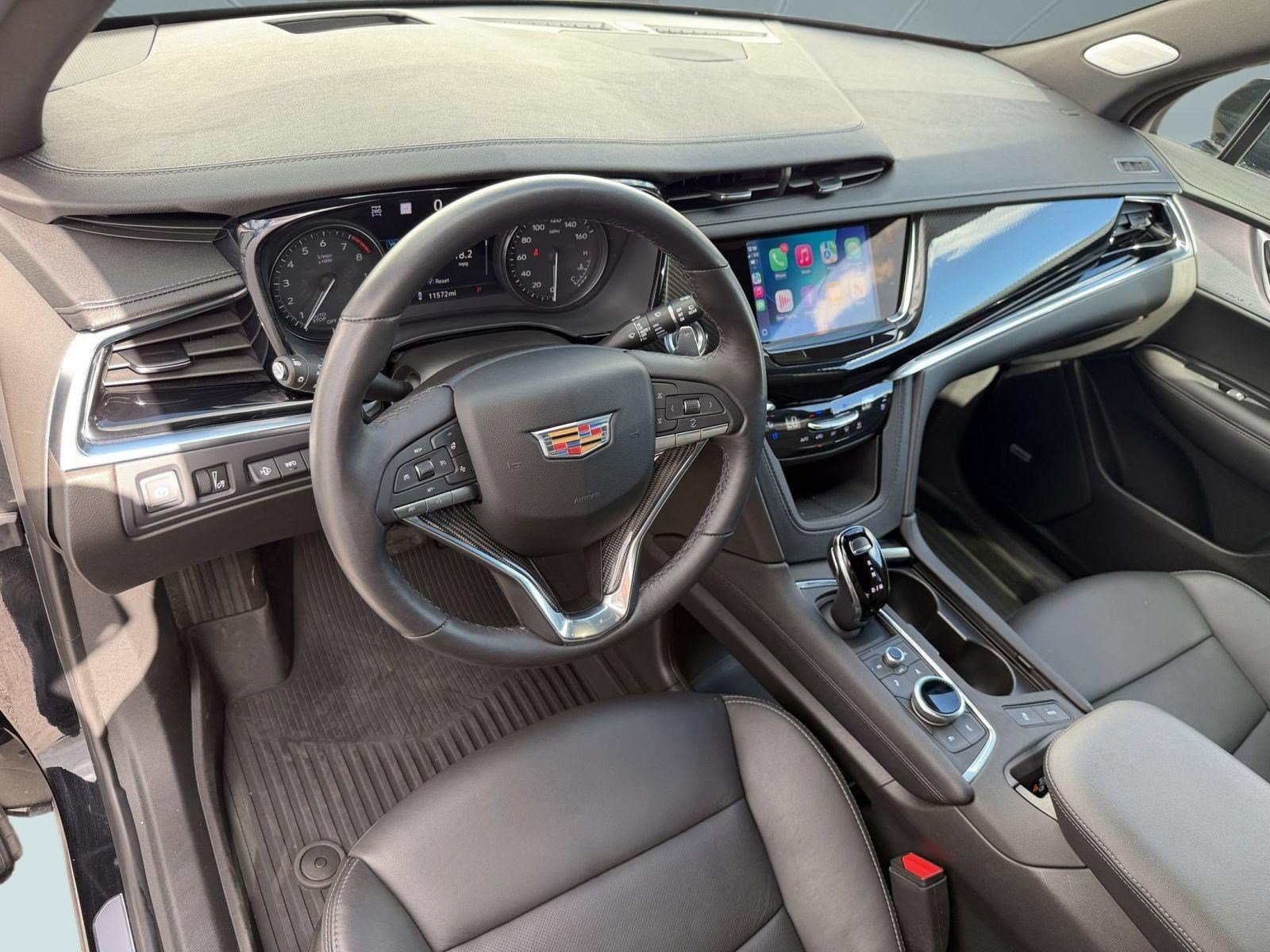 Used 2024 CADILLAC XT6 Sport SUV