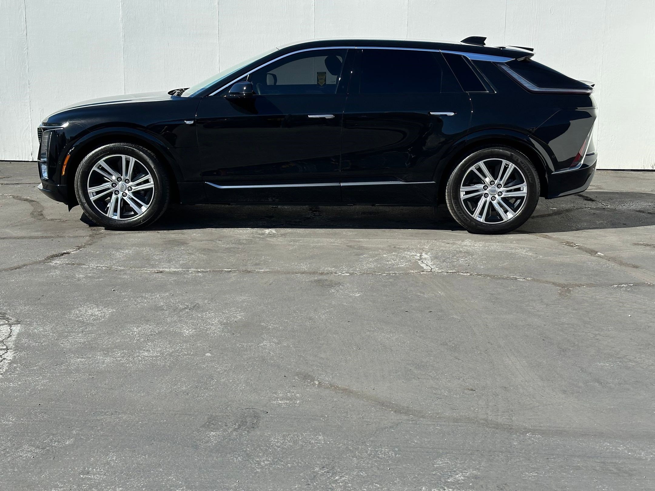 Certified 2024 Cadillac LYRIQ Tech with VIN 1GYKPMRK3RZ109572 for sale in Las Vegas, NV