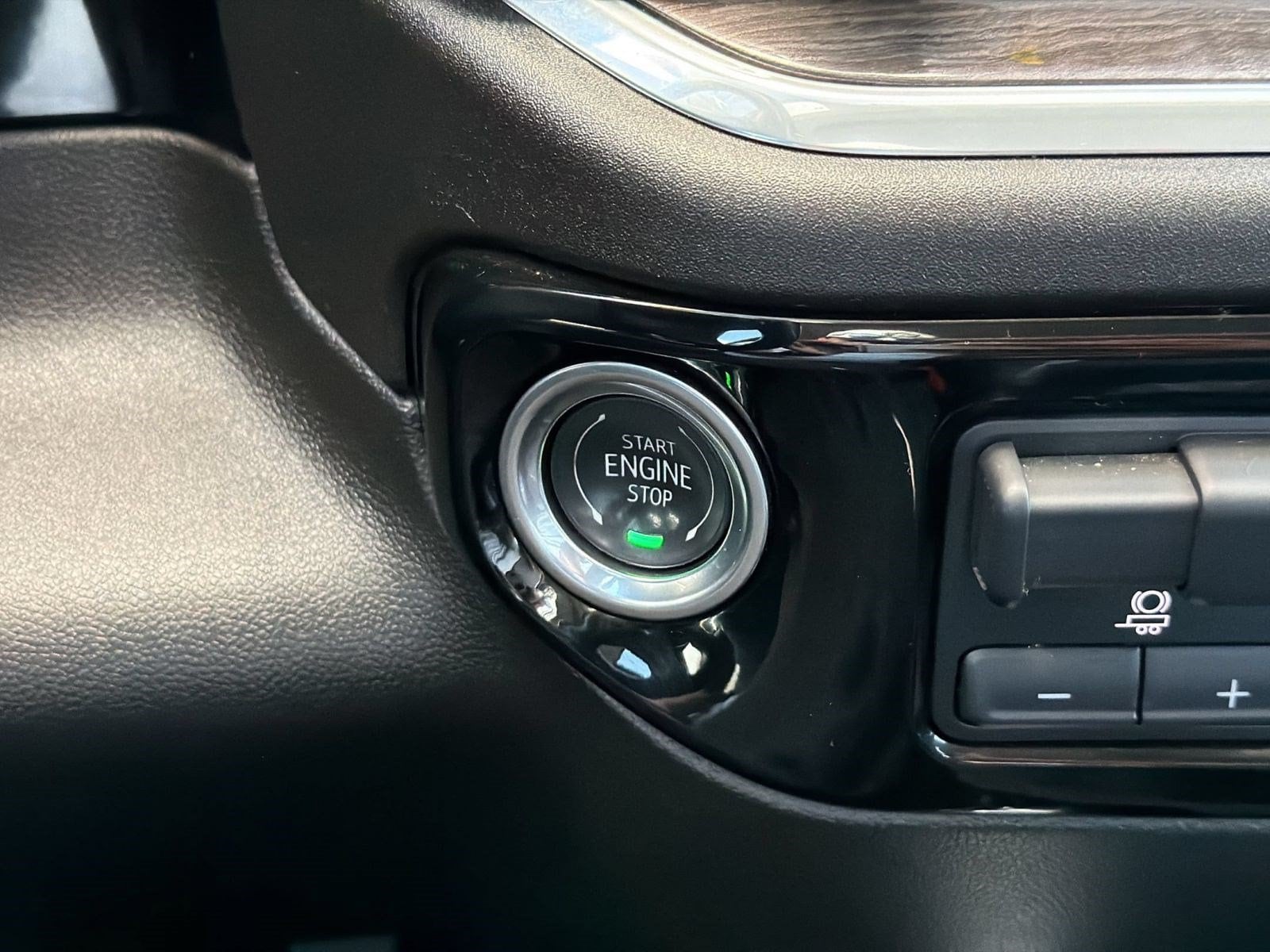 2024 Chevrolet Silverado 3500HD LTZ - Photo 16
