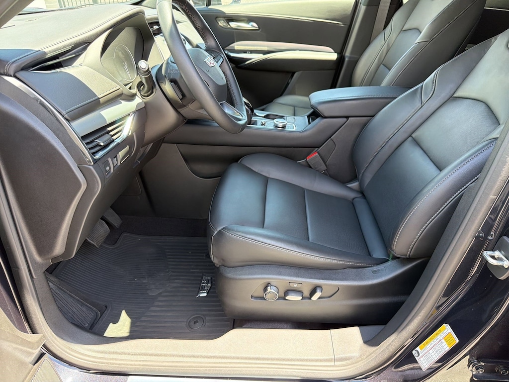 Certified 2023 CADILLAC XT4 Premium Luxury SUV