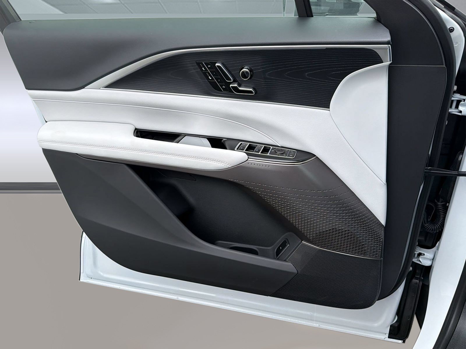 2026 Cadillac LYRIQ Sport - Photo 13