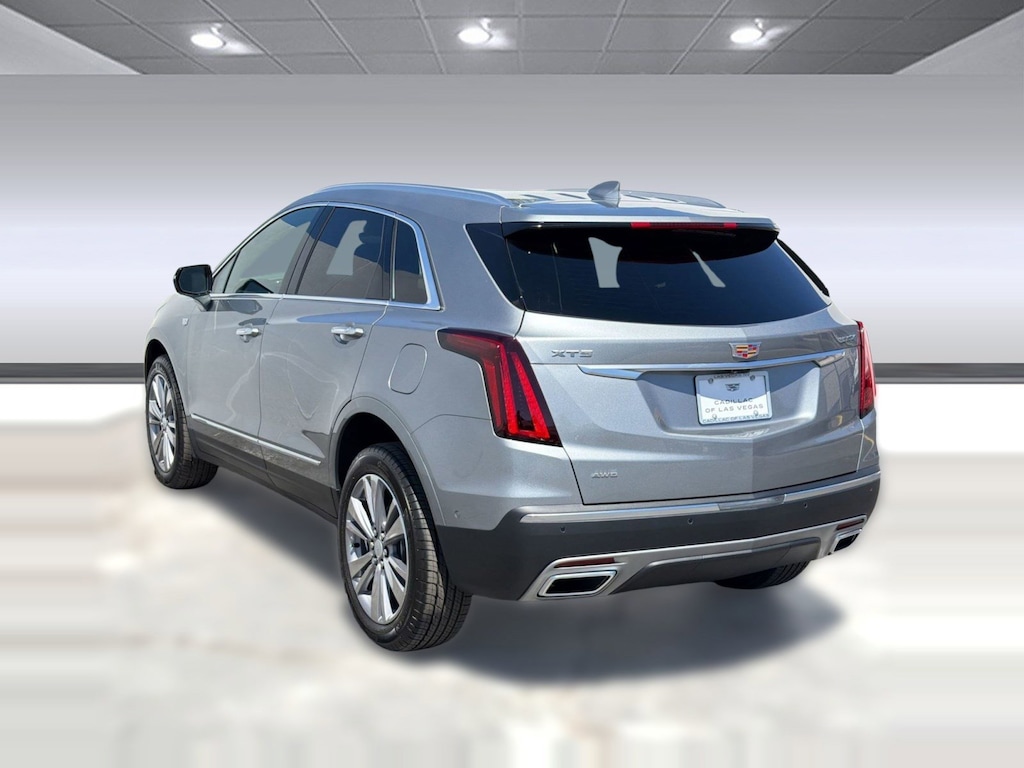 New 2026 CADILLAC XT5 Premium Luxury SUV