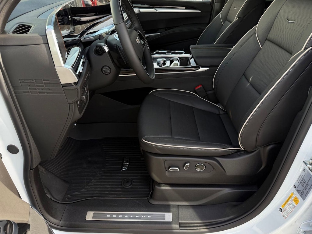 New 2026 CADILLAC Escalade ESV Luxury SUV