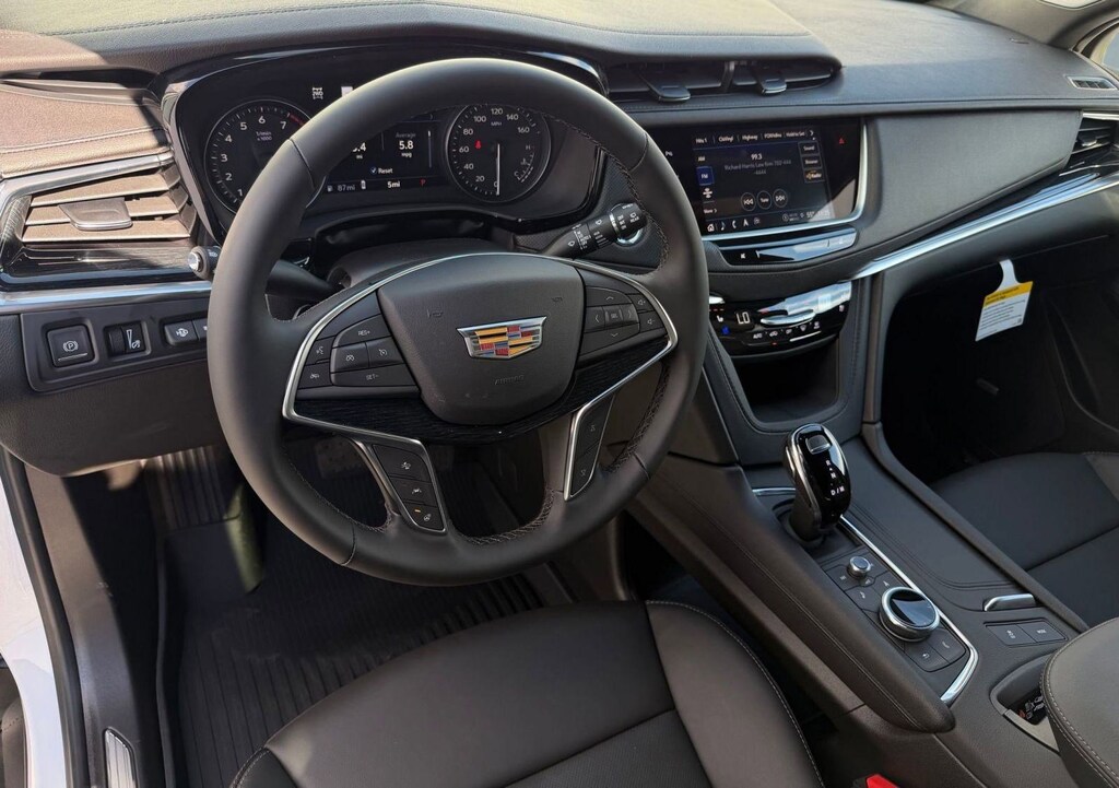 New 2026 CADILLAC XT5 Premium Luxury SUV