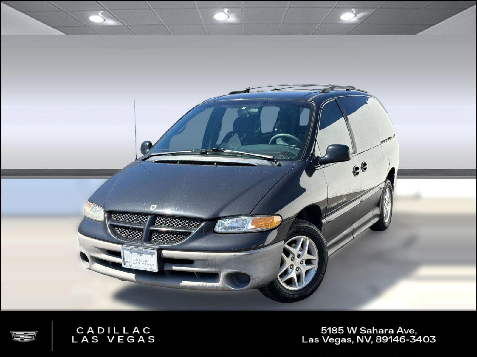 1999 Dodge Grand Caravan LE