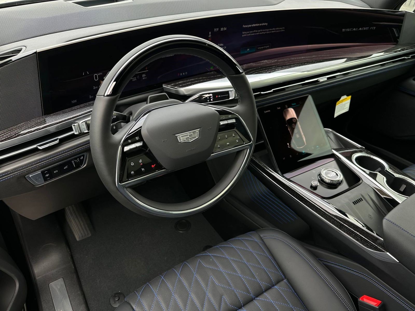 2026 Cadillac Escalade IQ Sport photo 3