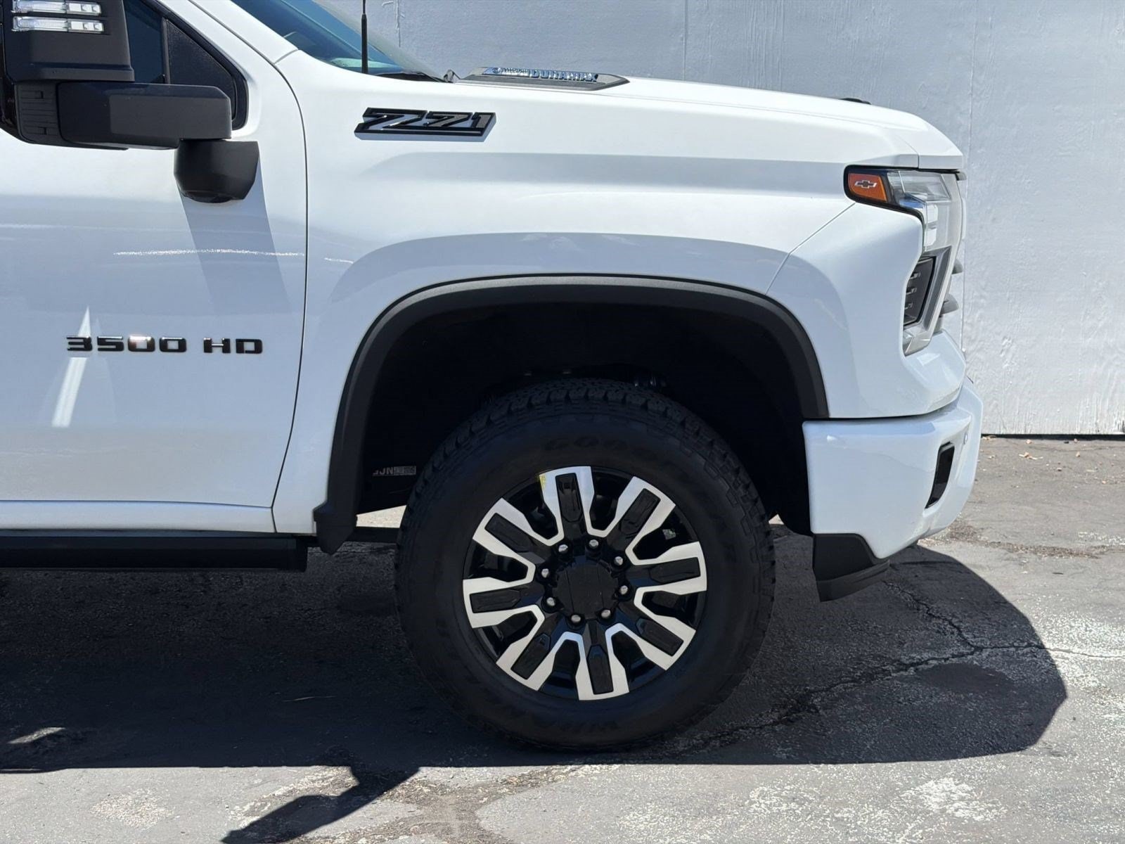 2024 Chevrolet Silverado 3500HD LTZ - Photo 12