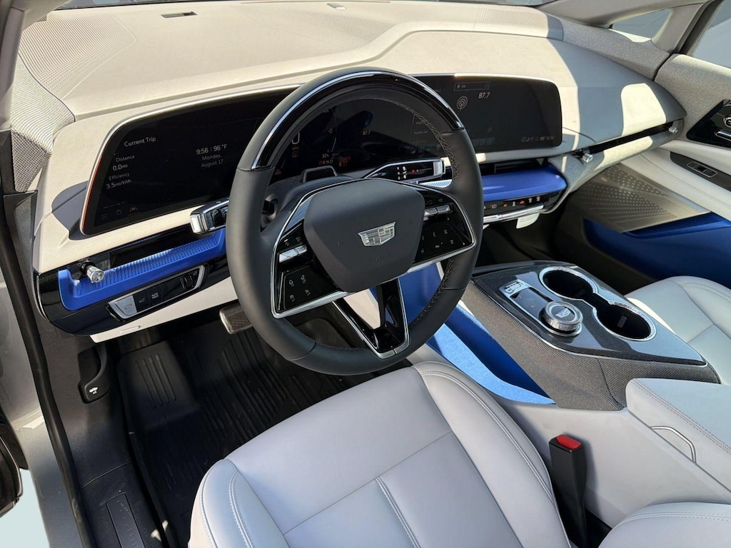 New 2026 CADILLAC OPTIQ Sport SUV