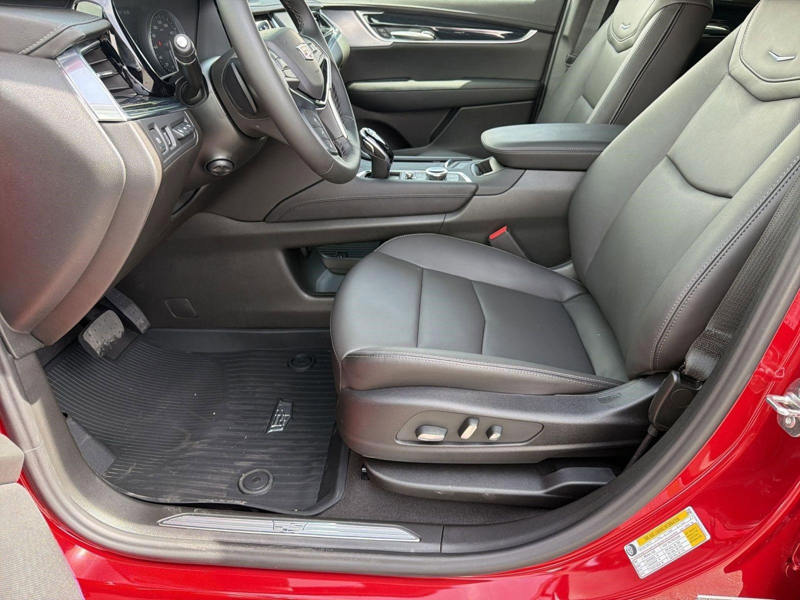 2026 Cadillac XT5 Premium Luxury - Photo 5