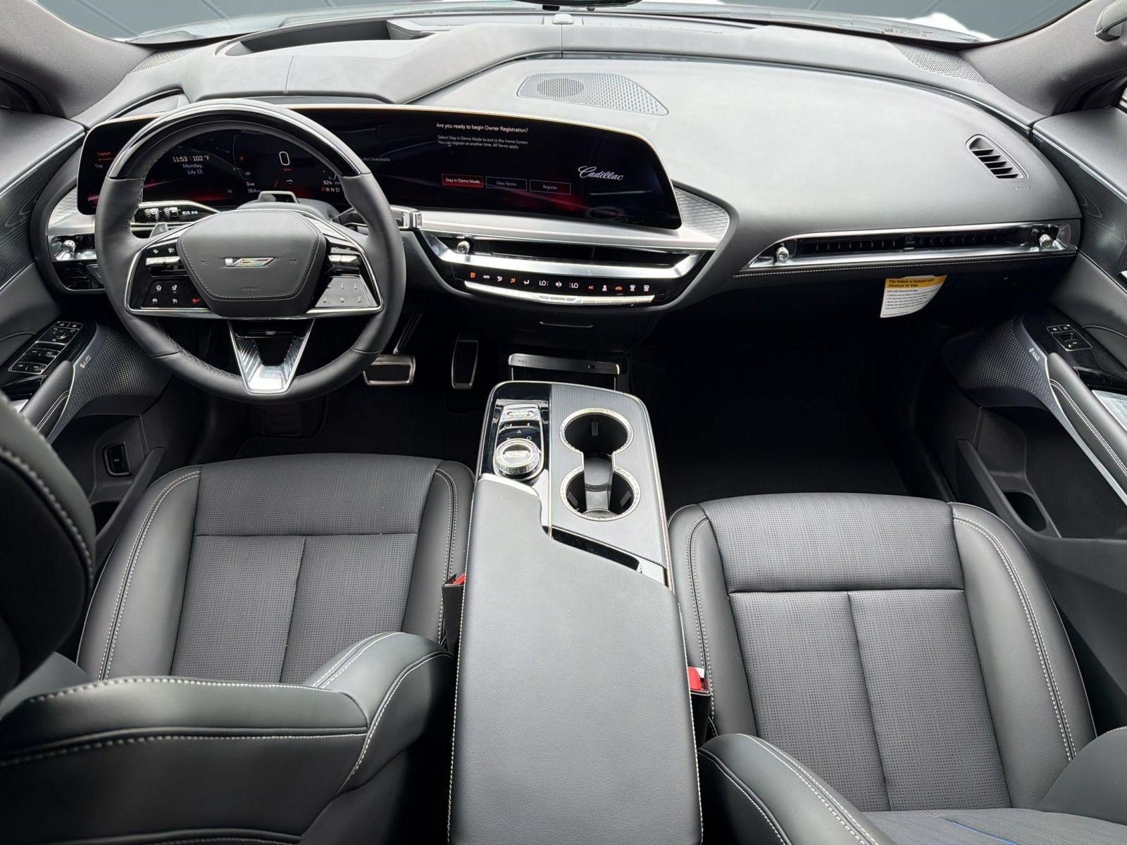 2026 Cadillac LYRIQ V - Photo 14