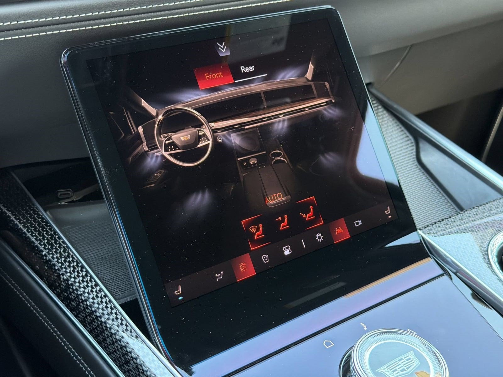 2026 Cadillac Escalade V-Series - Photo 27