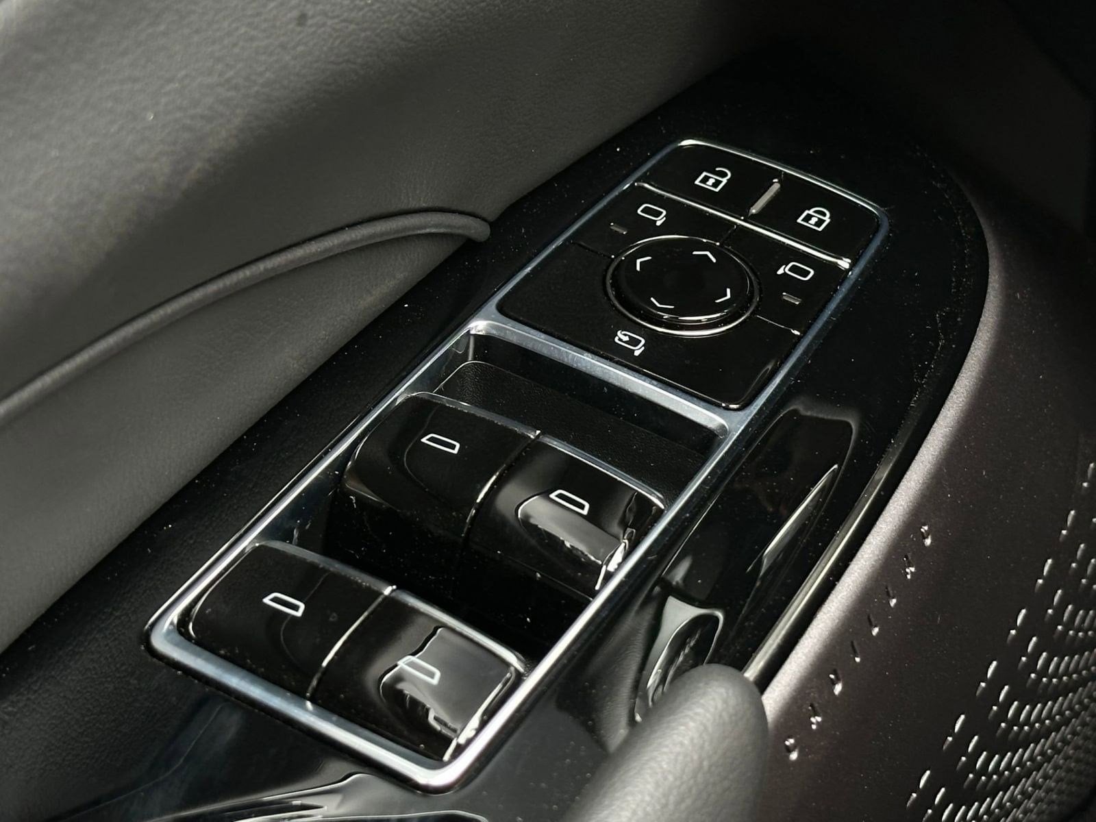 2026 Cadillac LYRIQ Sport - Photo 12