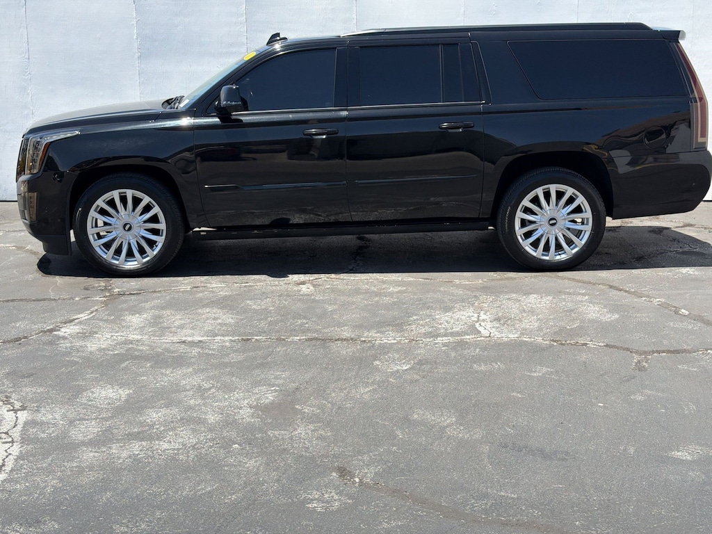 Used 2020 CADILLAC Escalade ESV Premium Luxury SUV