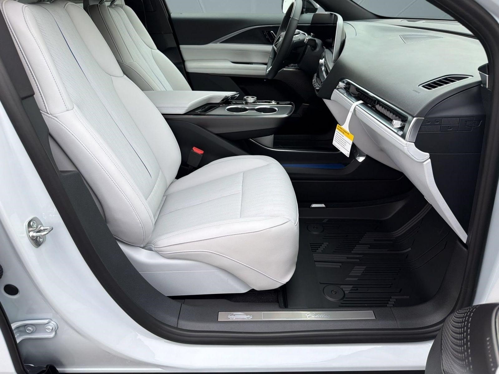 2026 Cadillac LYRIQ Sport - Photo 24
