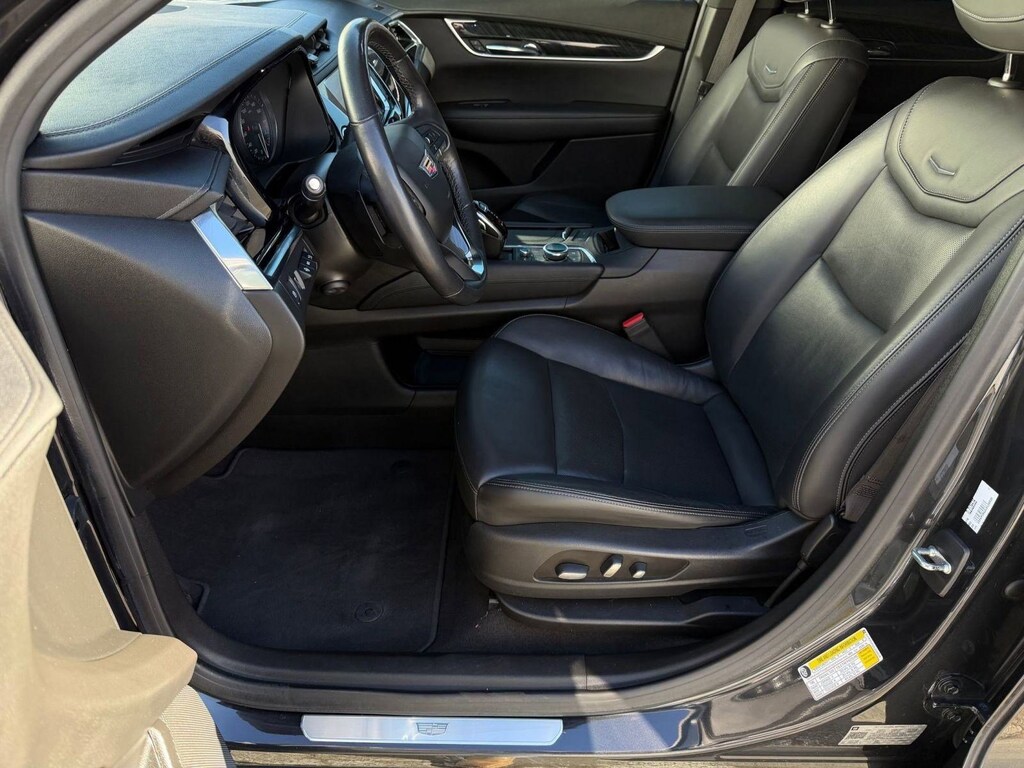 Used 2020 CADILLAC XT6 Premium Luxury SUV