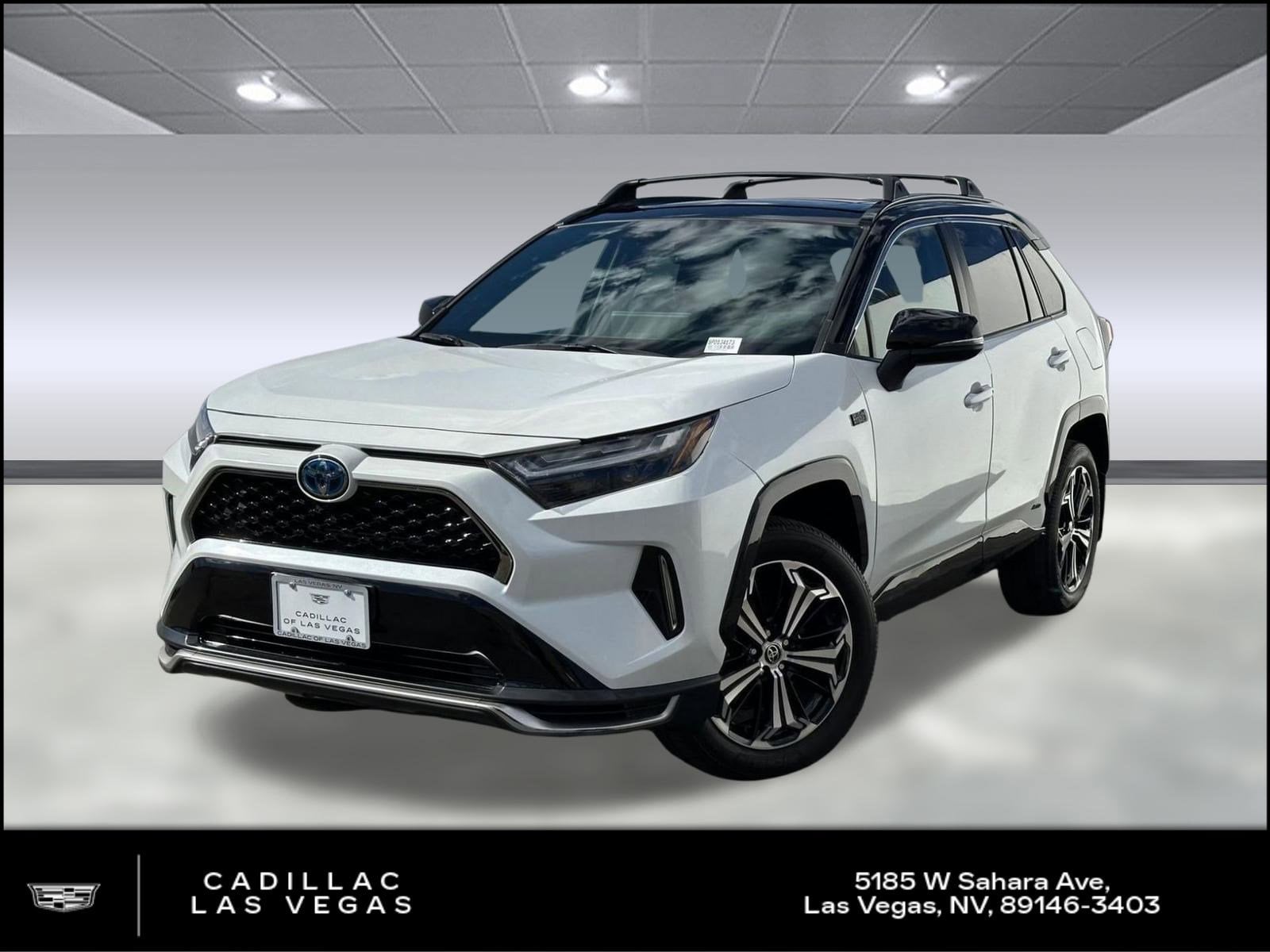 2023 Toyota RAV4 XSE's photo