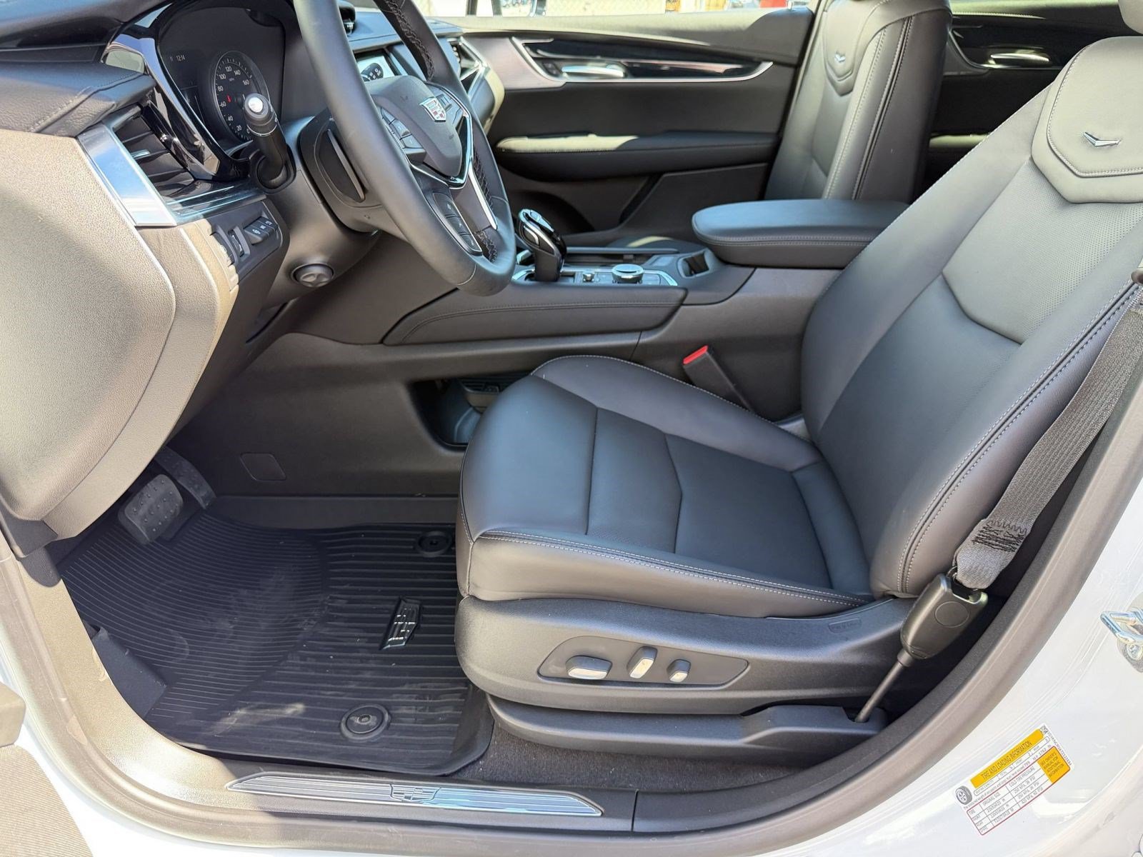 New 2026 CADILLAC XT5 Premium Luxury SUV