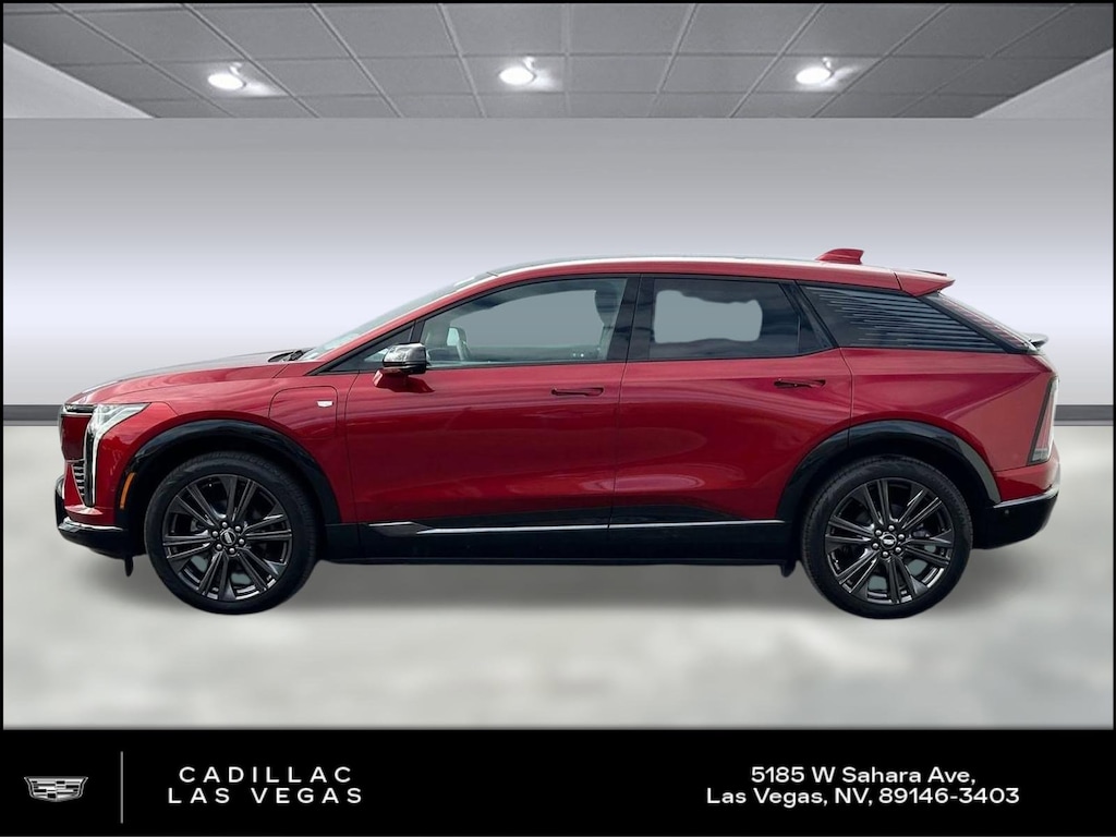 Certified 2025 CADILLAC OPTIQ Sport 2 SUV