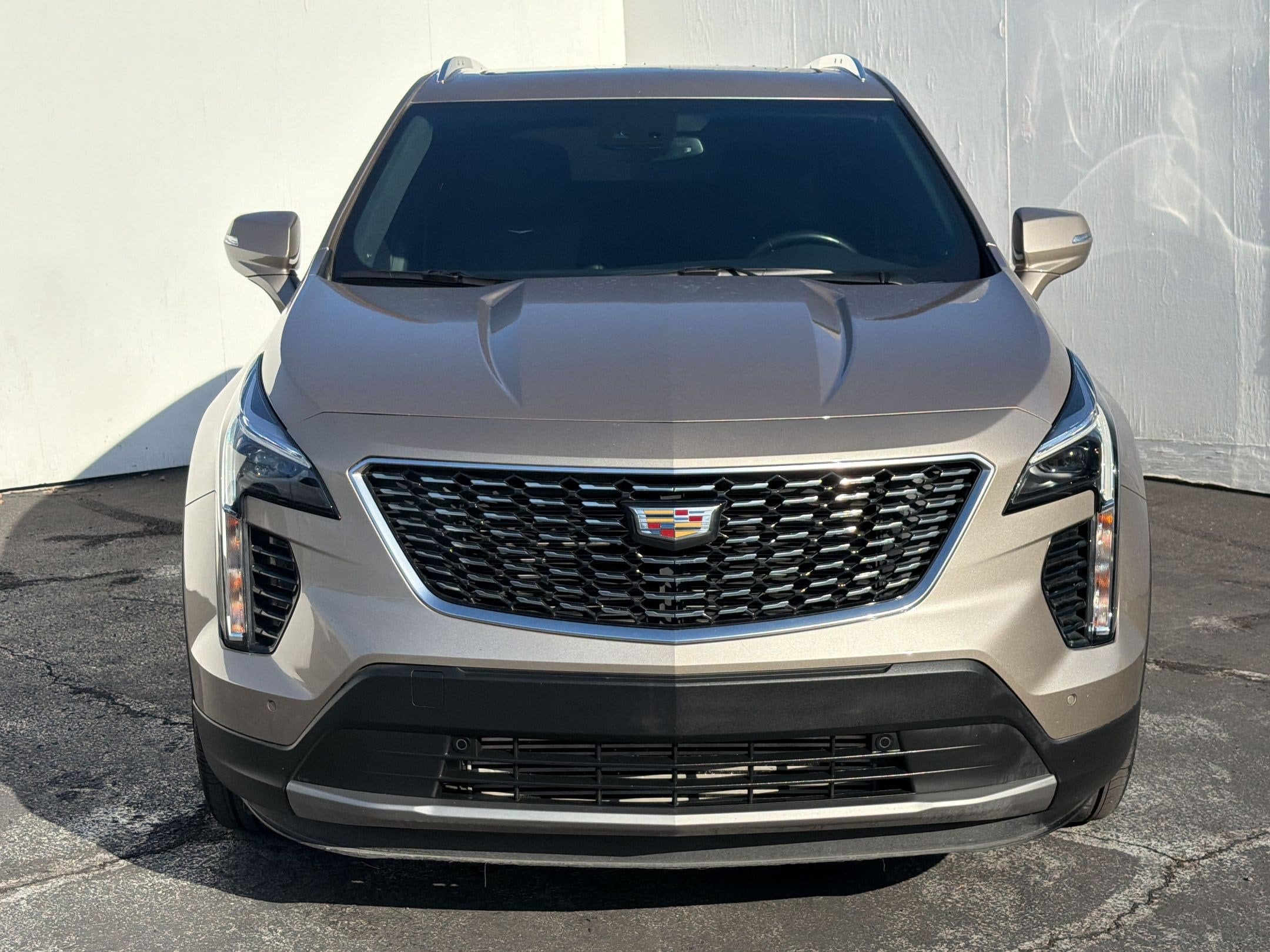 XT4 FWD Premium Luxury SUV