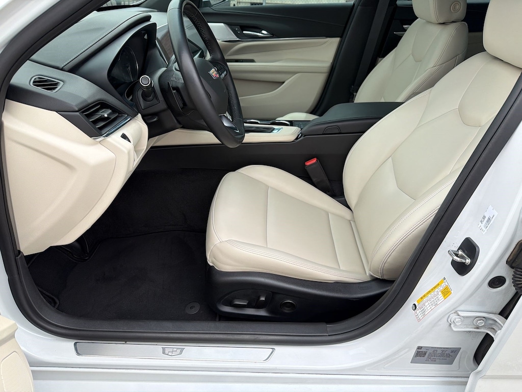 Certified 2023 CADILLAC CT4 Luxury Car