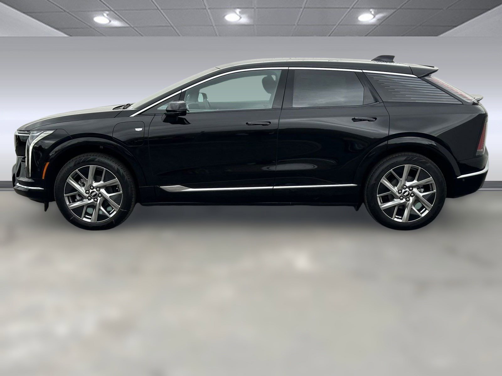 2026 Cadillac Optiq Luxury photo 2