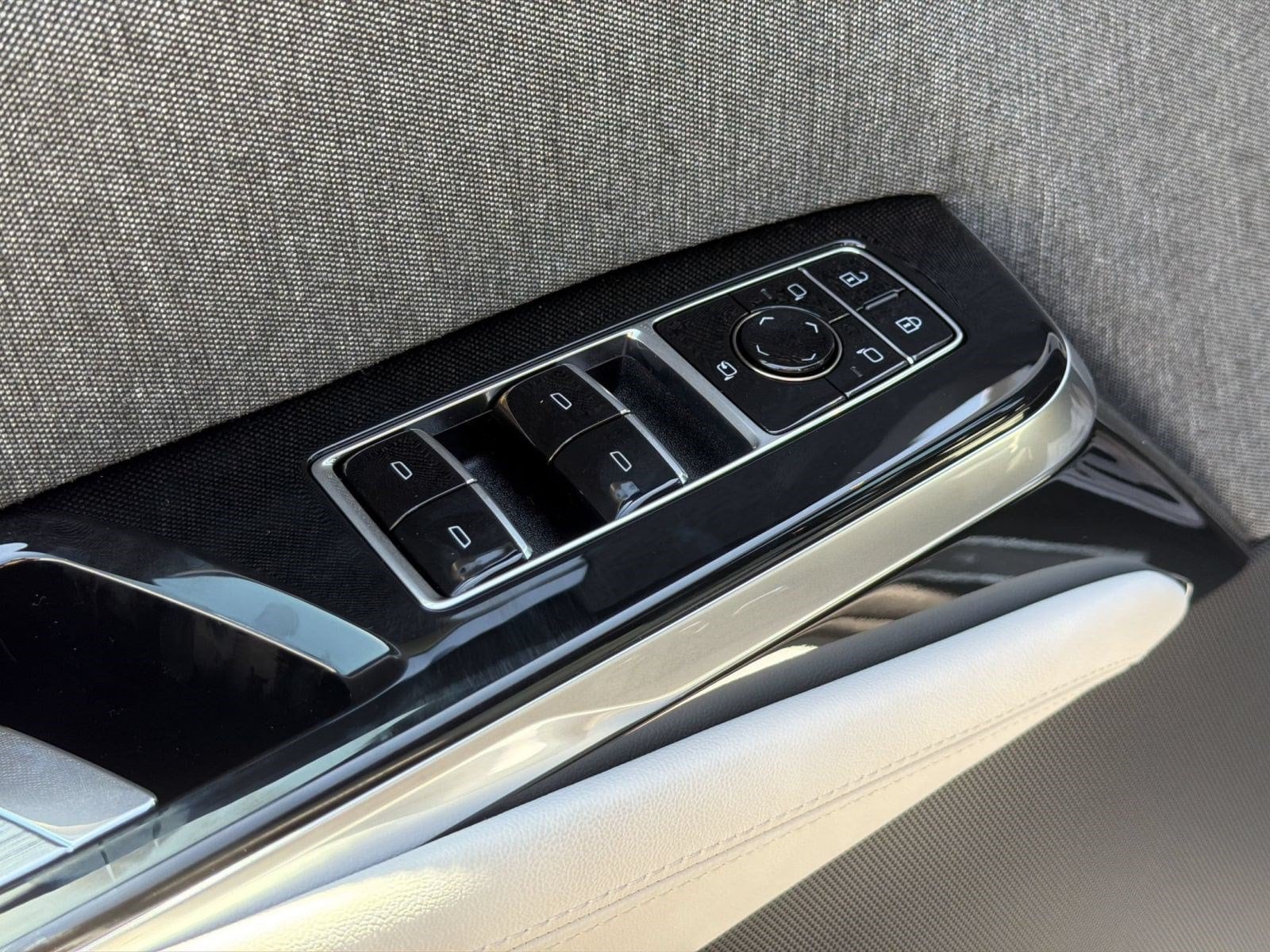 2026 Cadillac Escalade ESV Platinum Sport - Photo 13