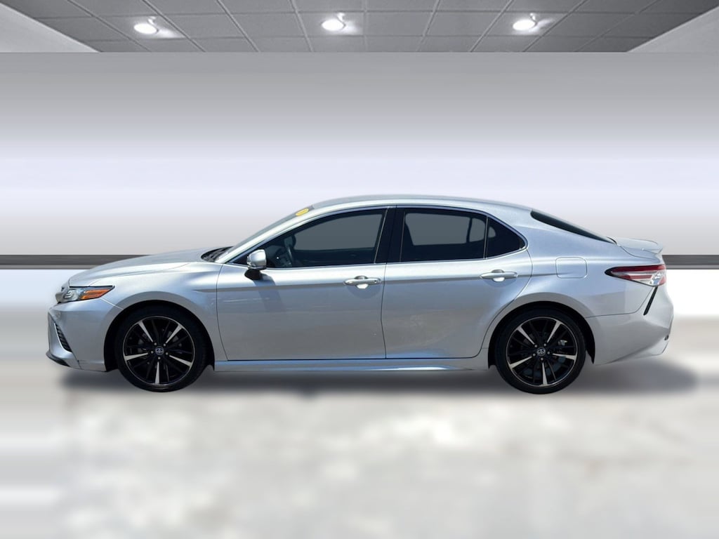 Used 2018 Toyota Camry XSE