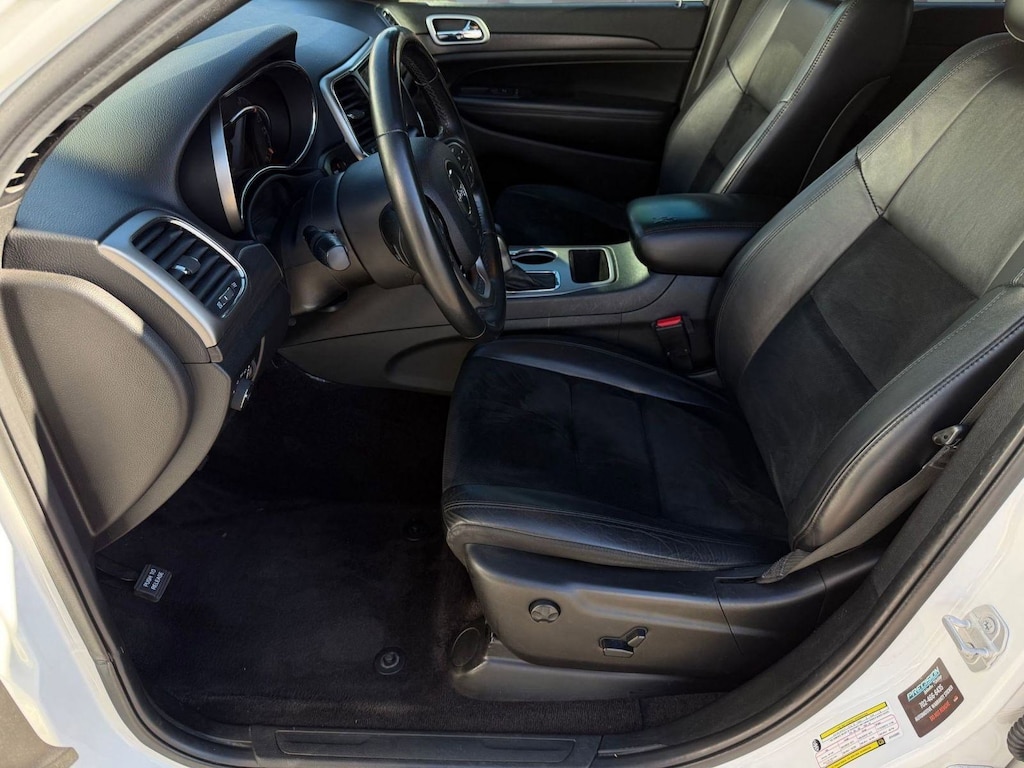 Used 2018 Jeep Grand Cherokee Altitude