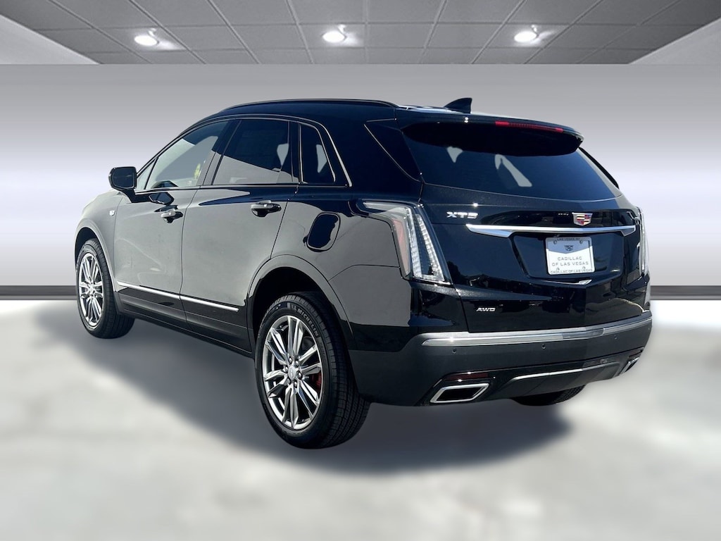 New 2025 CADILLAC XT5 Sport SUV