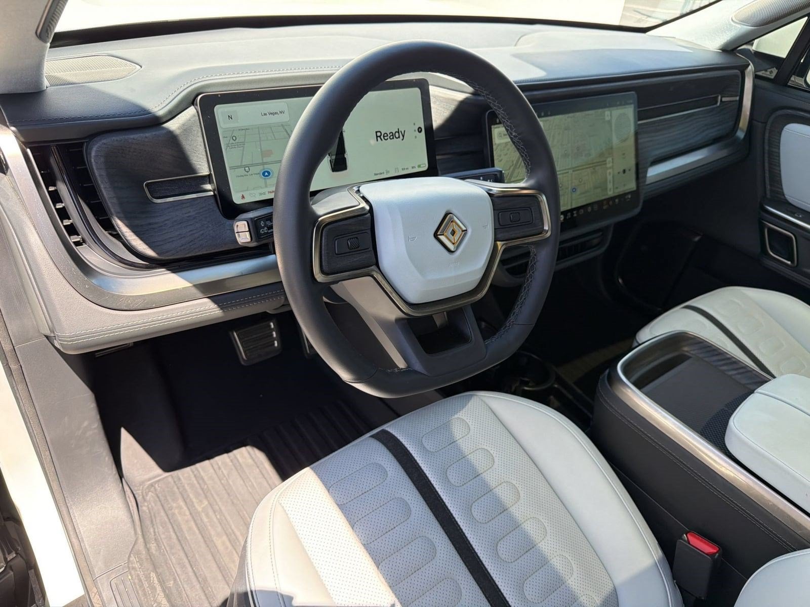 2023 Rivian R1S Adventure