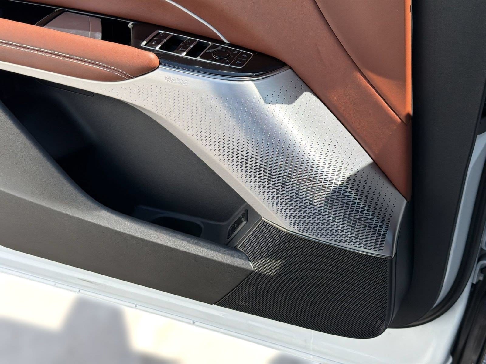 2027 Cadillac LYRIQ Signature Sport - Photo 26