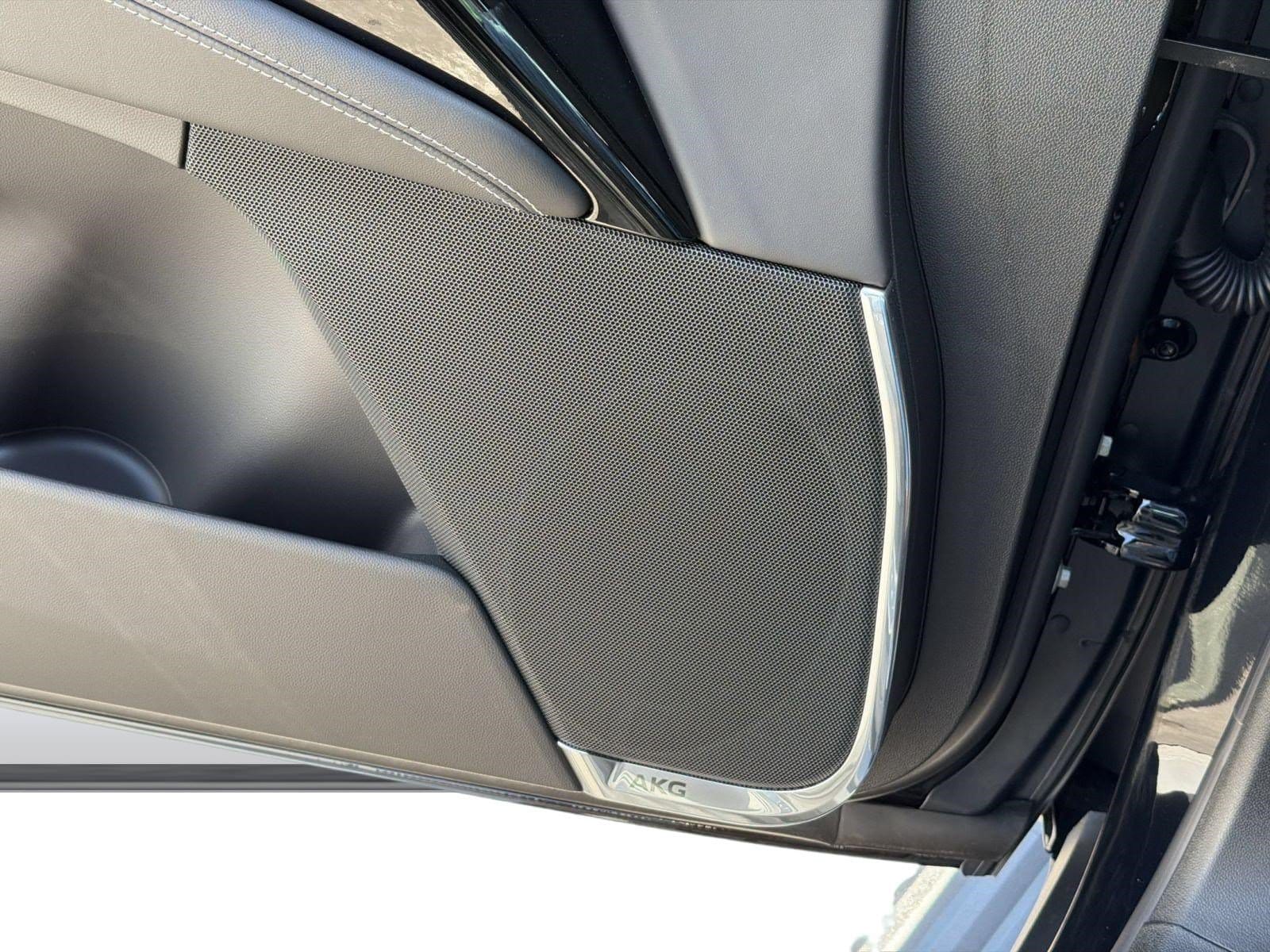 2026 Cadillac Escalade V-Series - Photo 26