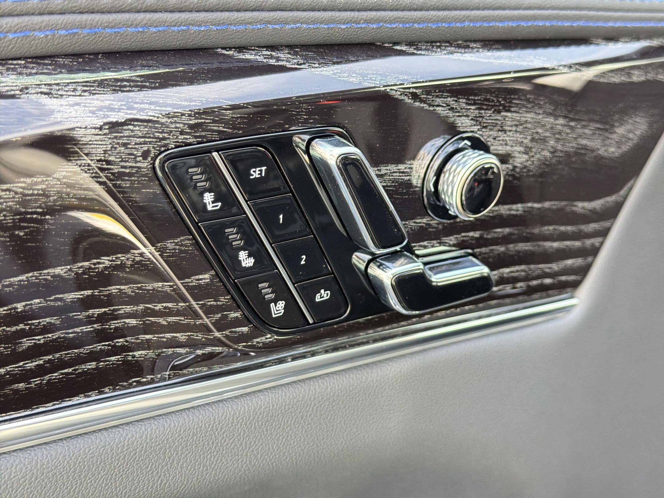 2026 Cadillac Escalade IQ Sport - Photo 14