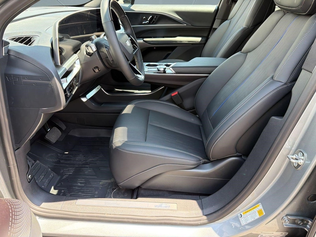 New 2026 CADILLAC LYRIQ Sport SUV