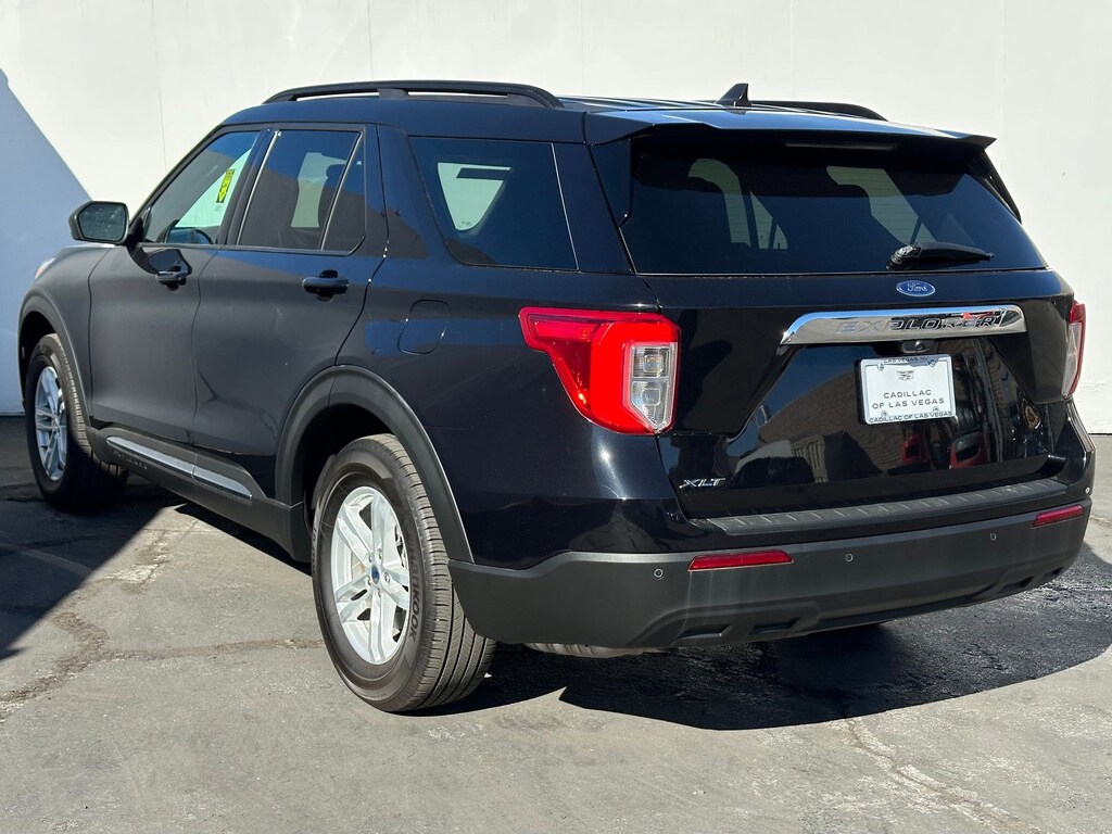 Used 2024 Ford Explorer XLT