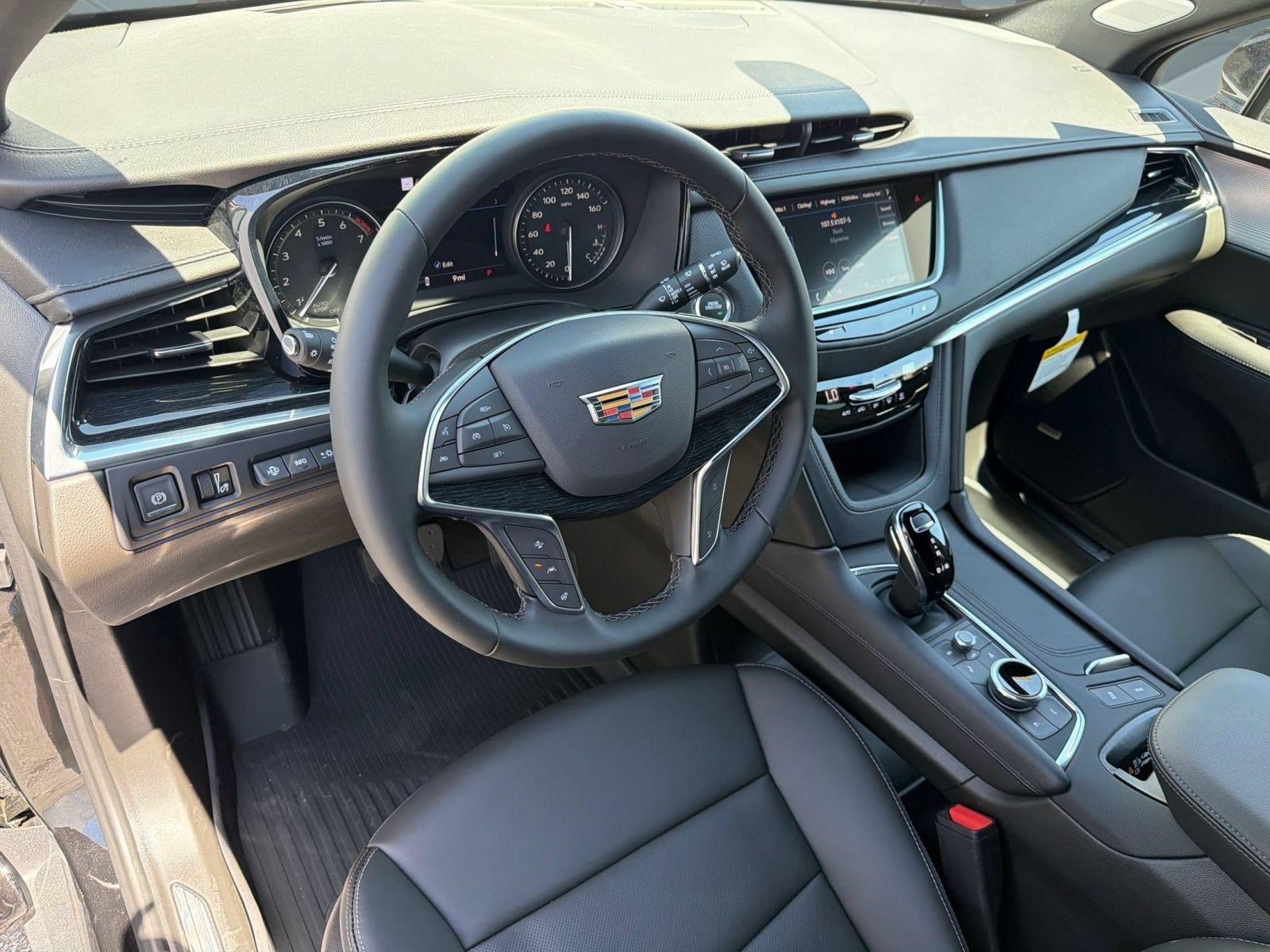 New 2026 CADILLAC XT5 Premium Luxury SUV