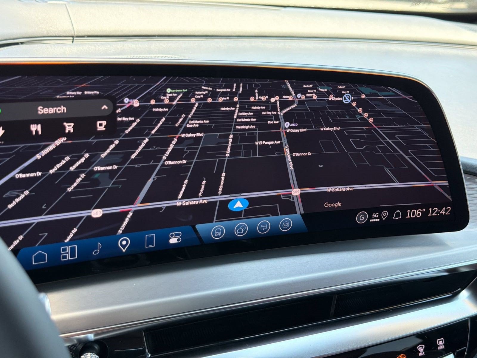 2027 Cadillac LYRIQ Signature Sport - Photo 18