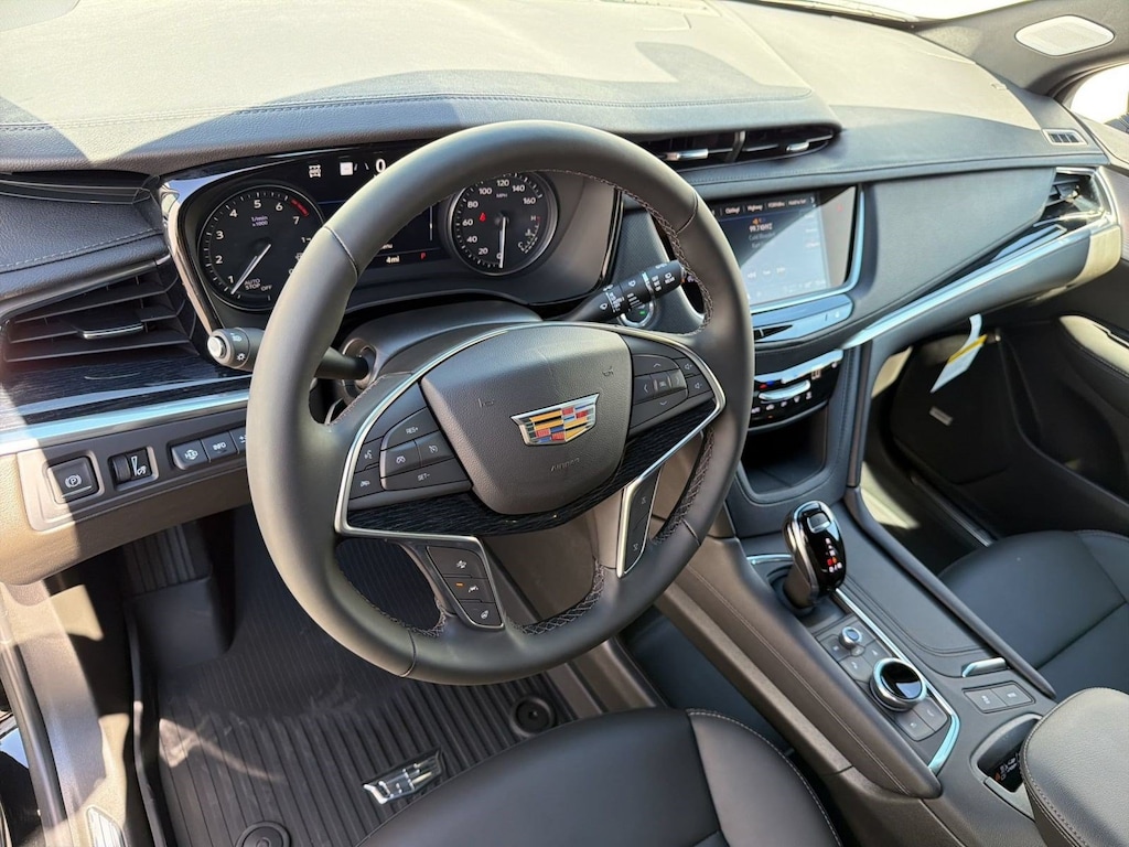 New 2026 CADILLAC XT5 Premium Luxury SUV