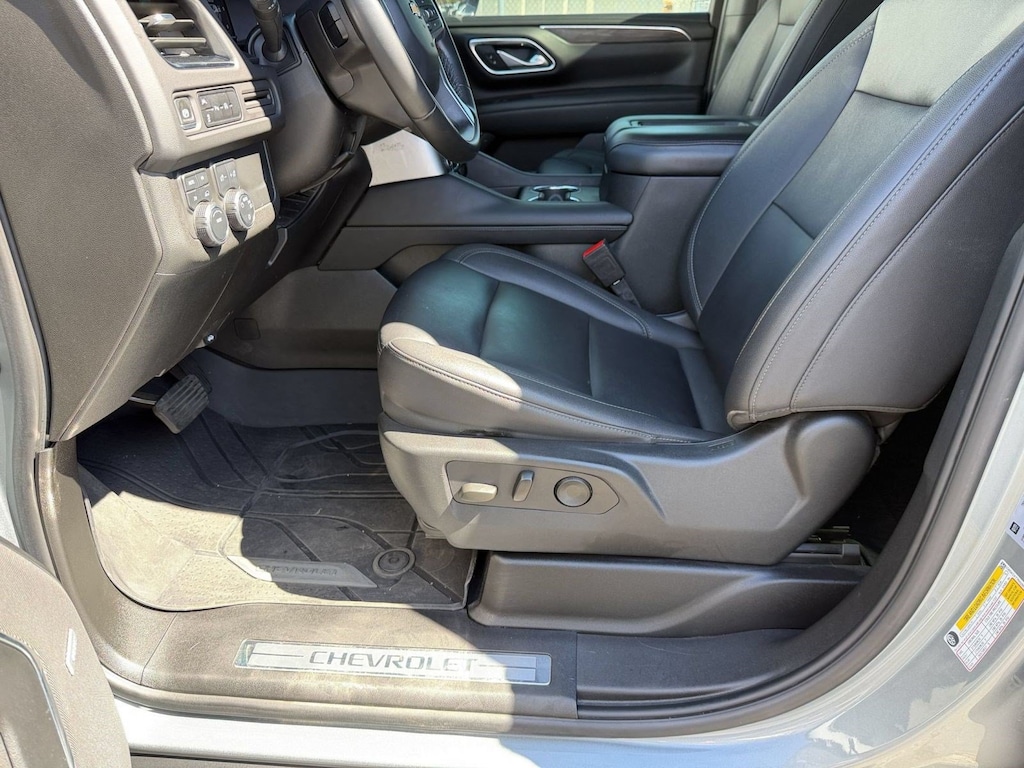 Used 2024 Chevrolet Suburban LT SUV