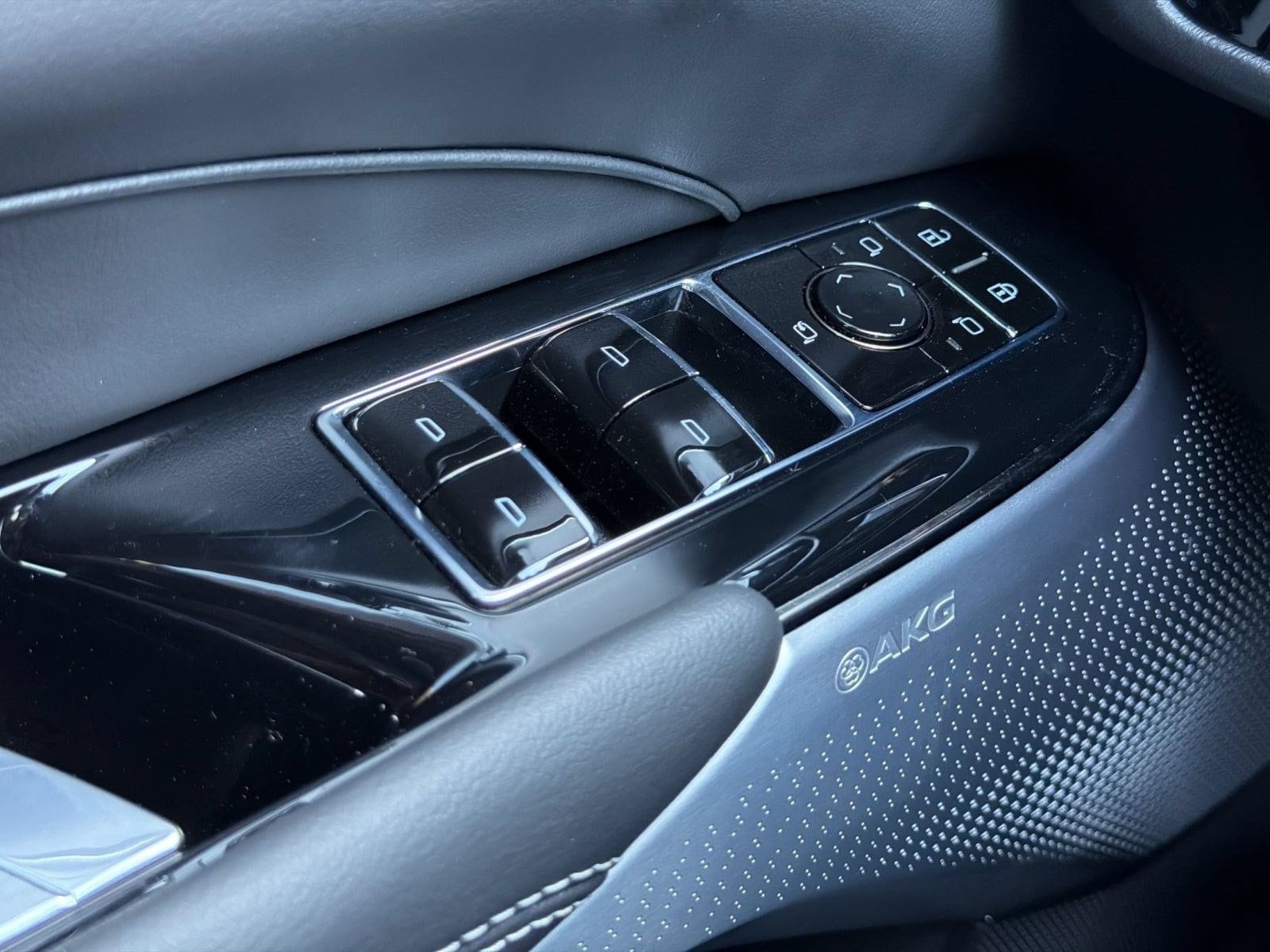 2026 Cadillac LYRIQ V - Photo 25