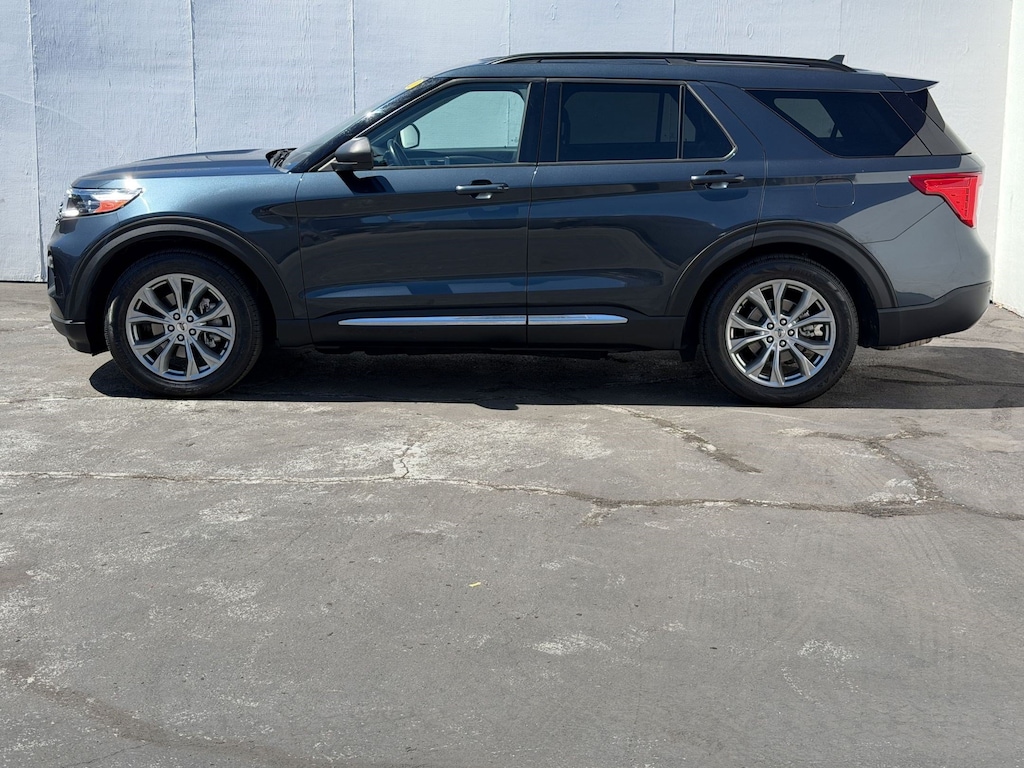 Used 2022 Ford Explorer XLT