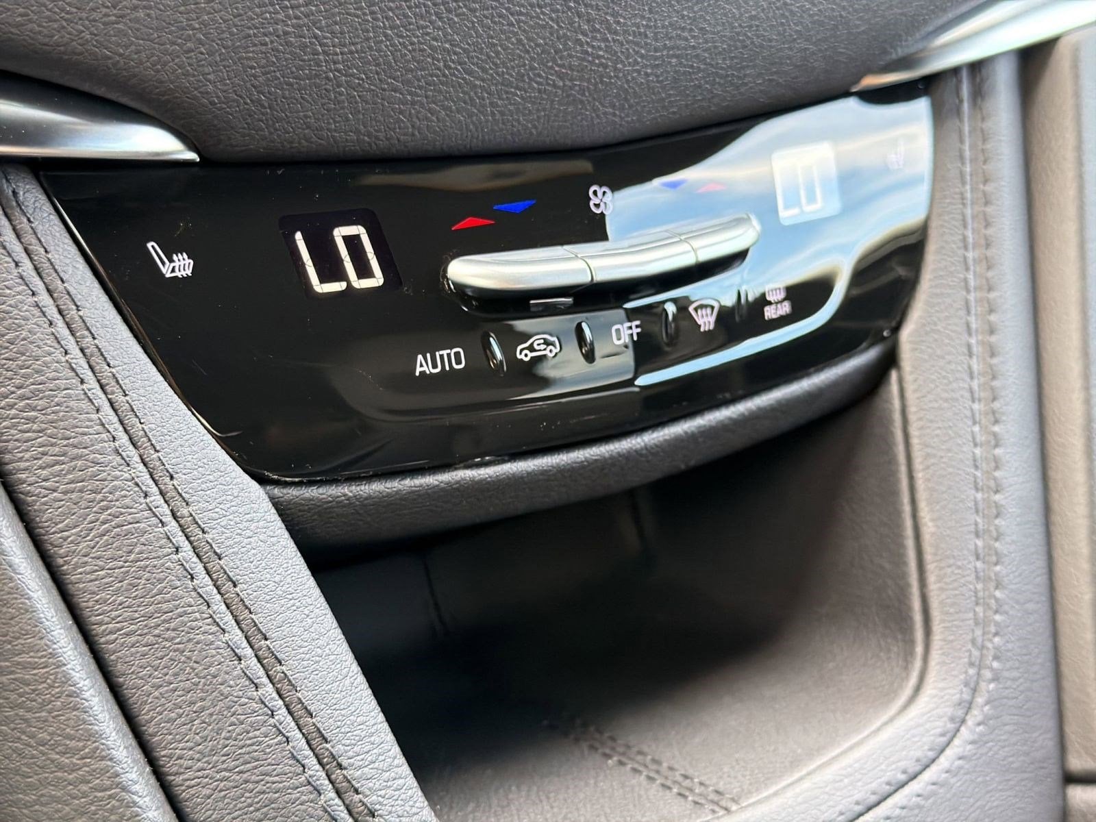 2026 Cadillac XT5 Luxury - Photo 18